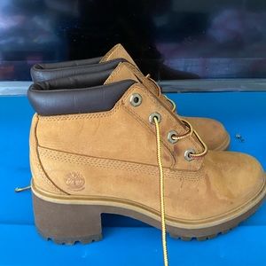 Women  heeled timberland boots